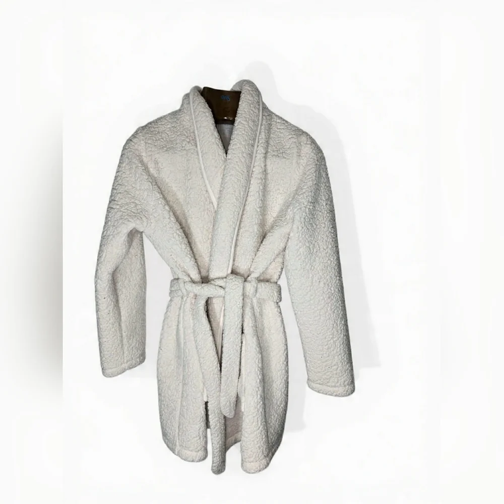 Abercrombie & Fitch Cream Plush Shawl-Collar Robe Chunky‎ Teddy Softgirl